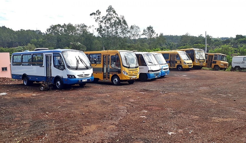 Capitão: Ônibus do transporte escolar passam por manutenção para volta às aulas