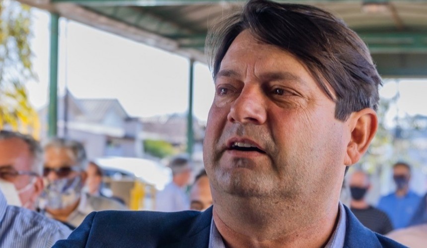 Prefeito de Quedas do Iguaçu é preso por embriaguez ao volante em Guaratuba