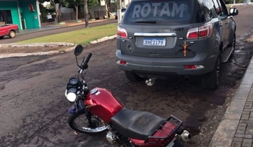 Mulher é apreendida por receptação de motocicleta em Boa Vista da Aparecida