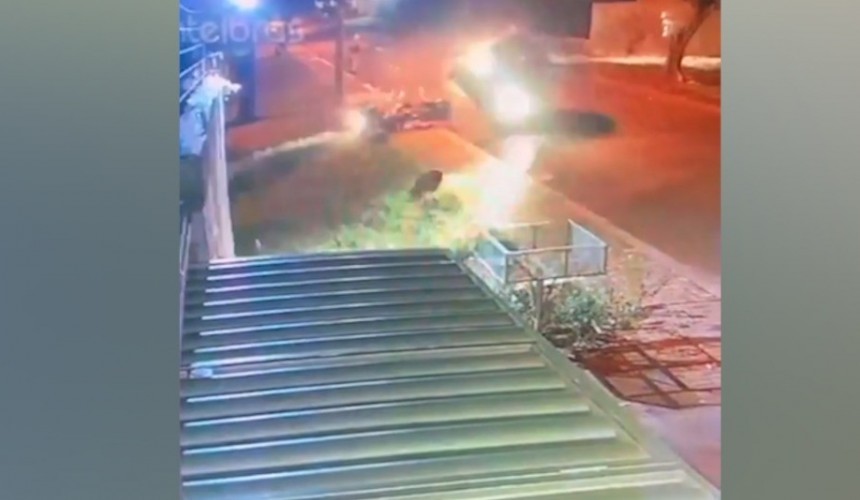 Três assaltantes morrem em confronto com a Rocam em Foz do Iguaçu