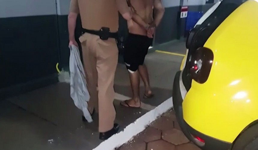 Homem que usou facão para realizar assalto em frutaria de Lindoeste é detido pela PM