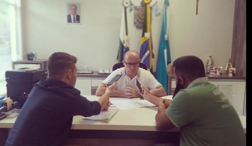 Saúde: Prefeito de Capitão garante tablets, quatro novas ambulâncias e mais R$ 45mil