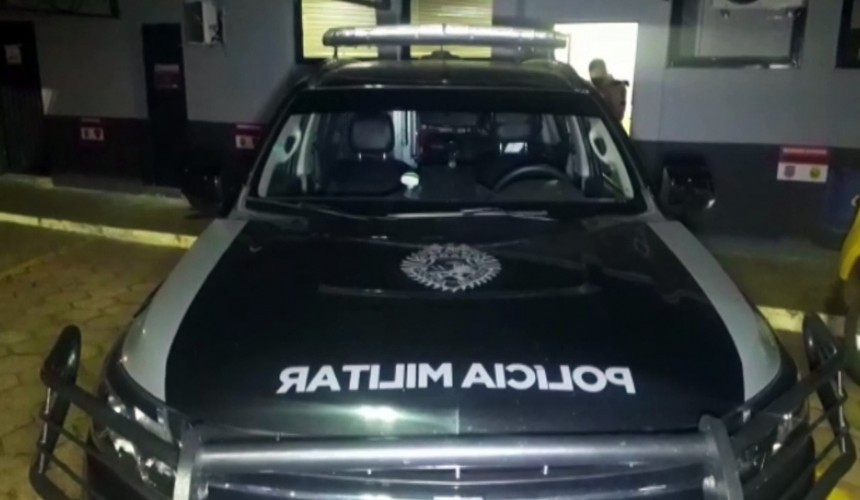 BPFron apreende maconha, haxixe e cocaína em ônibus na rodoviária de Cascavel