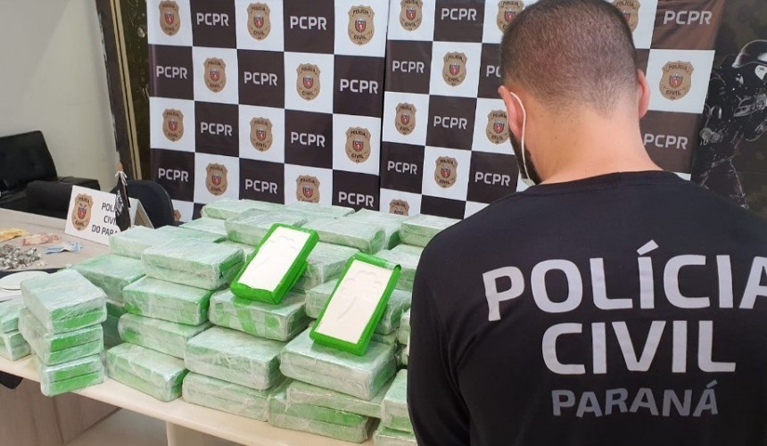 Cinco pessoas são presas e 387 quilos de cocaína apreendidos em Curitiba