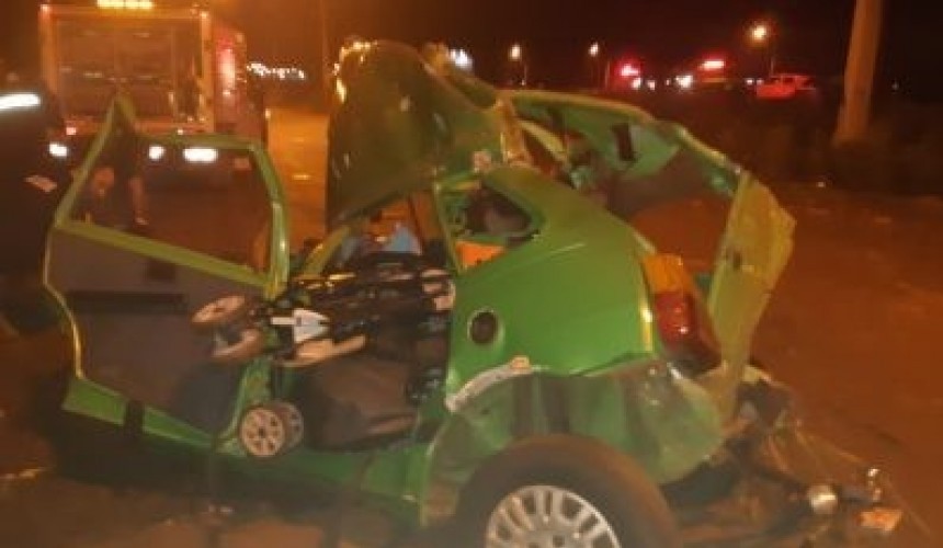 Um homem, duas mulheres e bebê de um ano morrem em grave acidente na rodovia BR-277