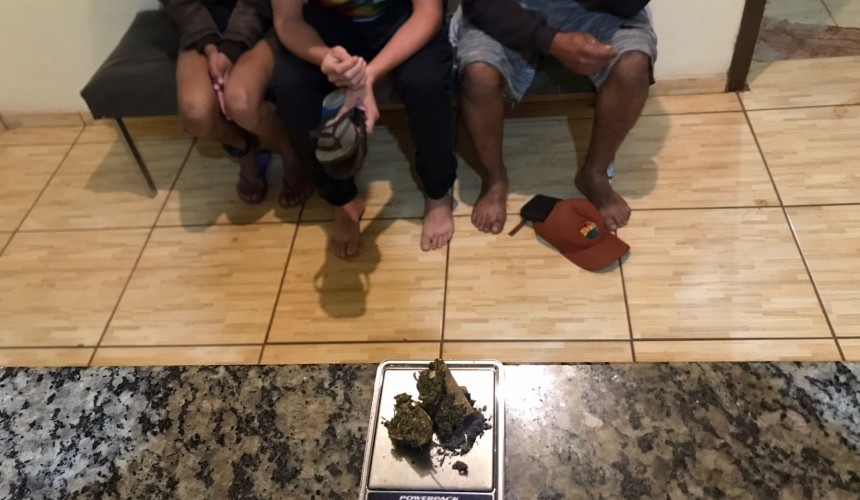 Três pessoas são presas com drogas em Boa Vista da Aparecida