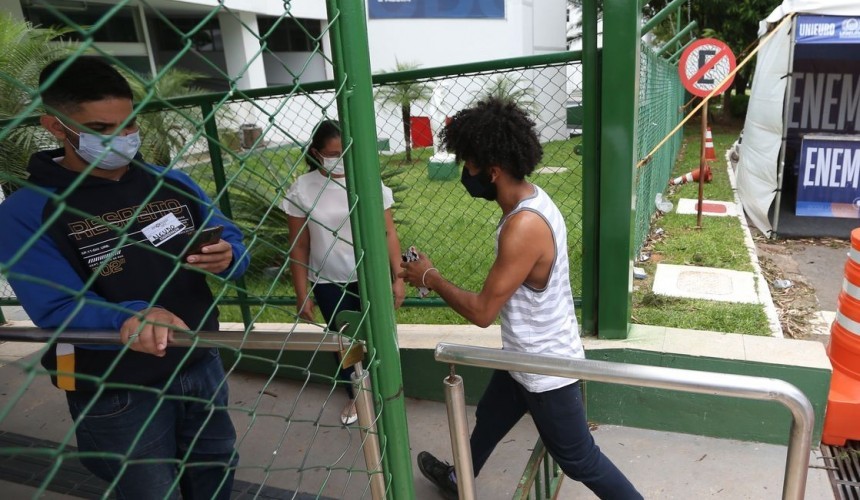 Enem 2022 tem 1 milhão de inscritos no primeiro dia