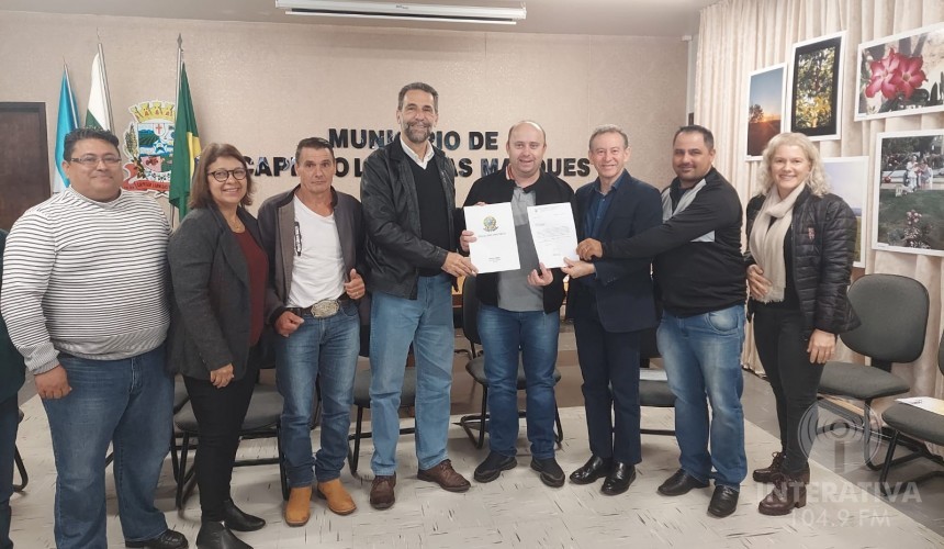 CAPITÃO: Deputados Enio Verri e Professor Lemos visitam o Município e anunciam recursos