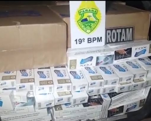 Veículo carregado de cigarros é apreendido pela PM na BR 467 em Cascavel