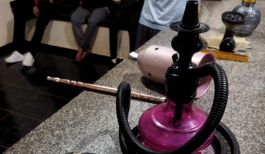 Jovem de 18 anos é preso por fornecer narguilé a menores de idade em Capitão