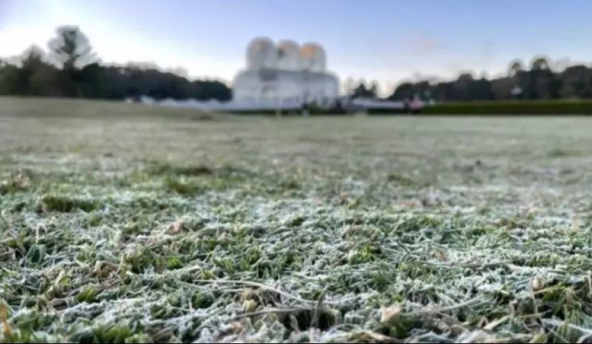 Frio volta ao Paraná e final de semana promete temperaturas próximas de 0ºC e geada
