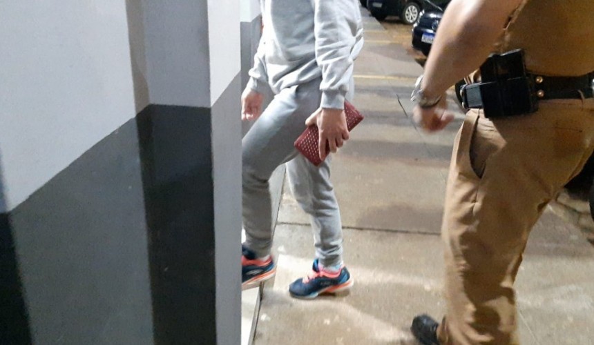 Mãe é detida ao bater em filha de 12 anos em Cascavel