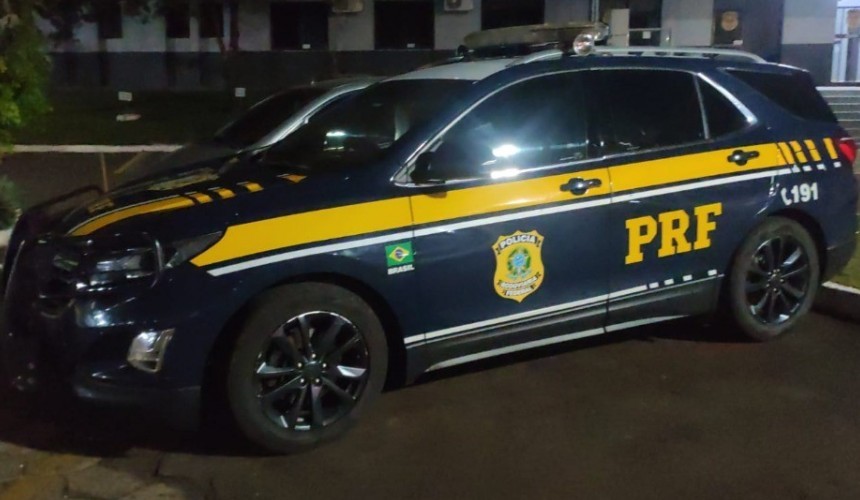 Homem é preso pela PRF ao pilotar motocicleta roubada em Cascavel