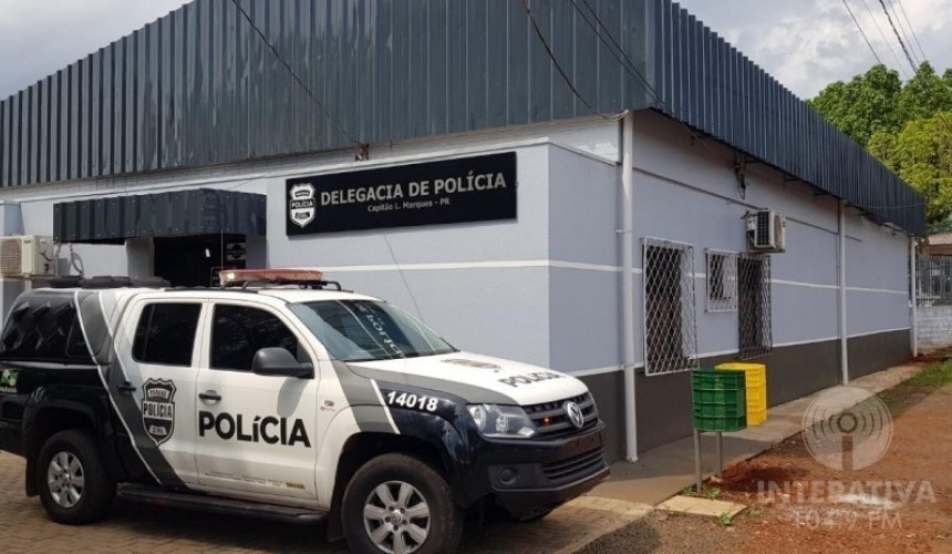 Homem que esfaqueou mulher em Capitão se apresenta a polícia e é preso