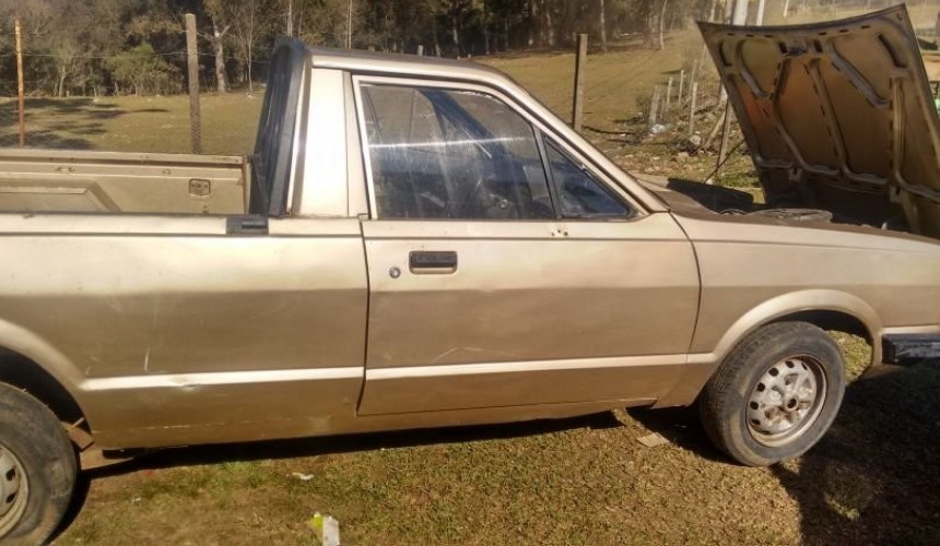 Veiculo é furtado em Santa Lúcia