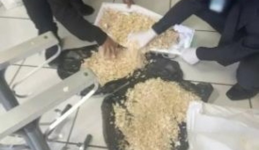 Família encontra serragem no caixão ao invés de corpo de bebê no Paraná