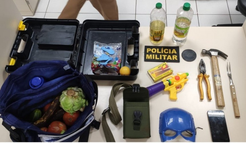 Prefeito Paranhos é ameaçado e usa colete à prova de balas durante desfile 7 de Setembro