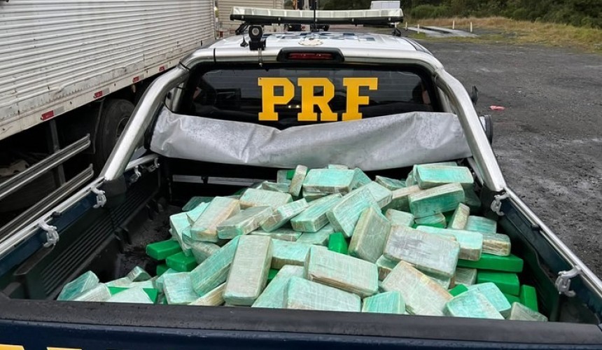 PRF e PF apreendem quase meia tonelada de cocaína e pasta-base no Paraná