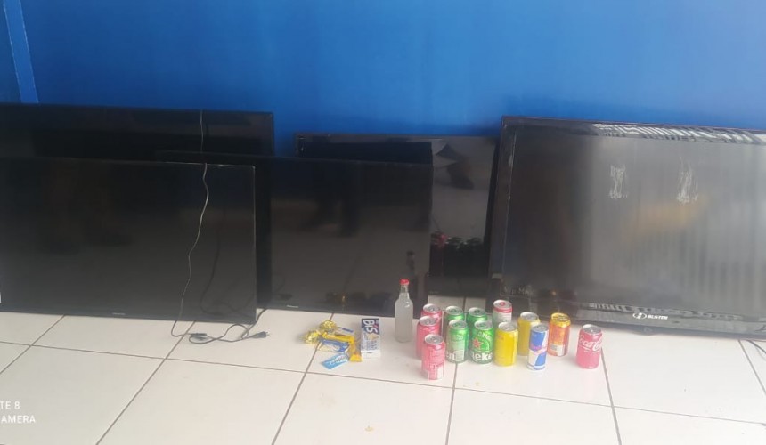 Em Francisco Beltrão, casal vai ao motel e furta cinco televisores