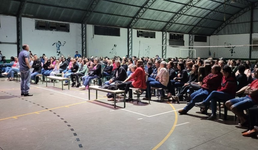 Colégio de Capitão recebe ameaça de Massacre Pais e professores realizam reunião de emergência