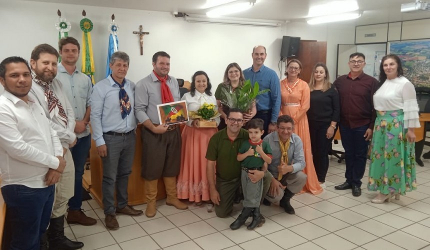 CTG Estância do Iguaçu recebe Moção de Aplausos durante Sessão Ordinária da Câmara Municipal de Vereadores de Capitão