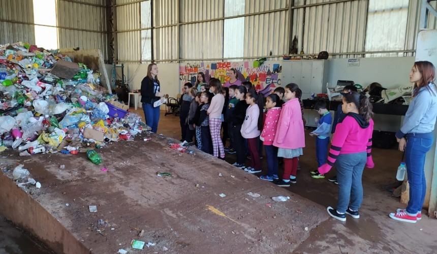 Secretaria de Agricultura e Meio Ambiente de Capitão realiza ações em alusão ao dia da Árvore