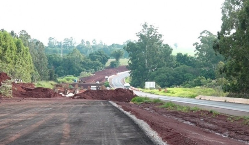 Assinada ordem de serviço para continuar obras na BR 163