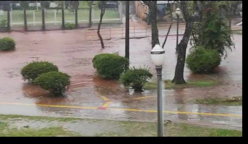 Alagamento é registrado na região da cidade baixa em Capitão