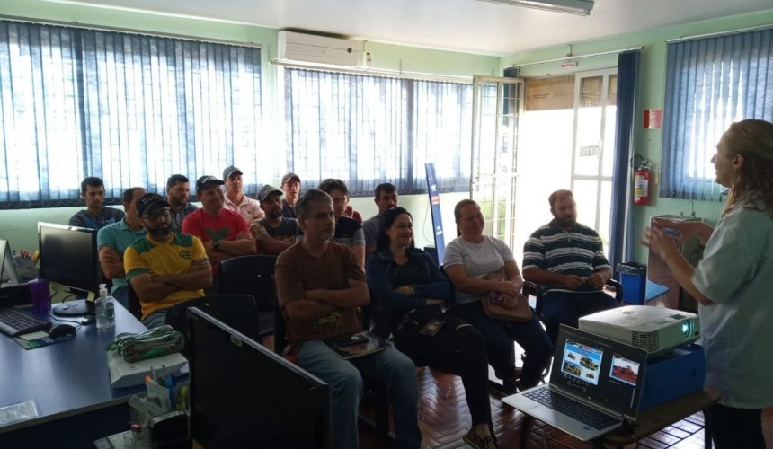 Curso de operador de máquinas pesadas é encerrado e tem avaliação positiva em Capitão