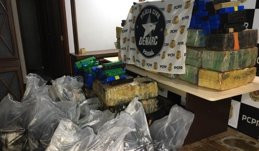 Mais de uma tonelada de maconha foi apreendida pela Denarc em Toledo