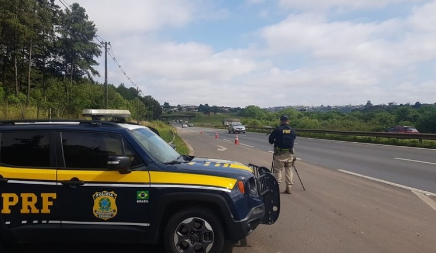 PRF registra oito mortes nas rodovias federais do Paraná durante o feriado