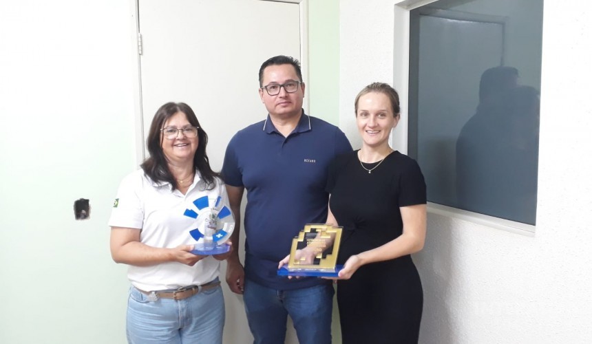 Capitão recebe selo Prata e selo Ouro pelo Programa Cidade Empreendedora