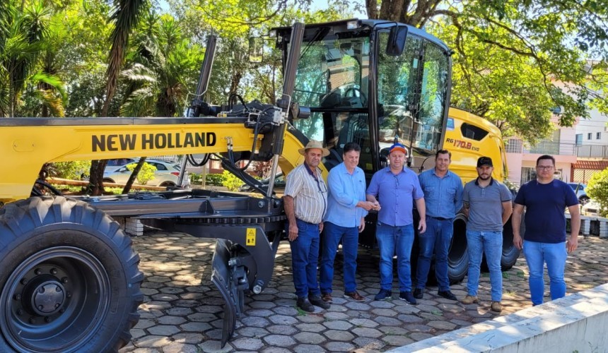 Capitão recebe novos equipamentos para secretarias de obras e agricultura