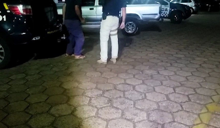 PRF detém motorista pelo crime de embriaguez ao volante, em Lindoeste