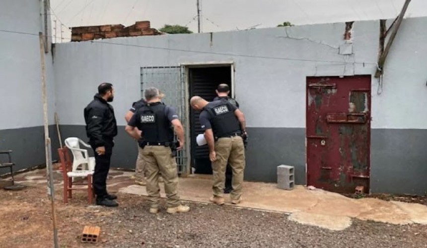 Operação Pix investiga possíveis crimes praticados por policias penais na cadeia de Quedas do Iguaçu