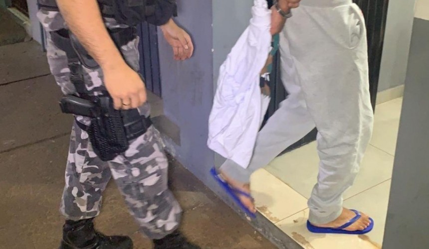 Jovem é preso com 40 pedras de crack no Bairro Interlagos em Cascavel