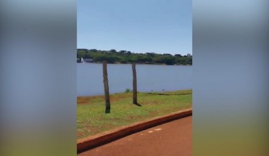 Vídeo mostra momento exato em que homem se afoga no Lago Municipal de Cascavel