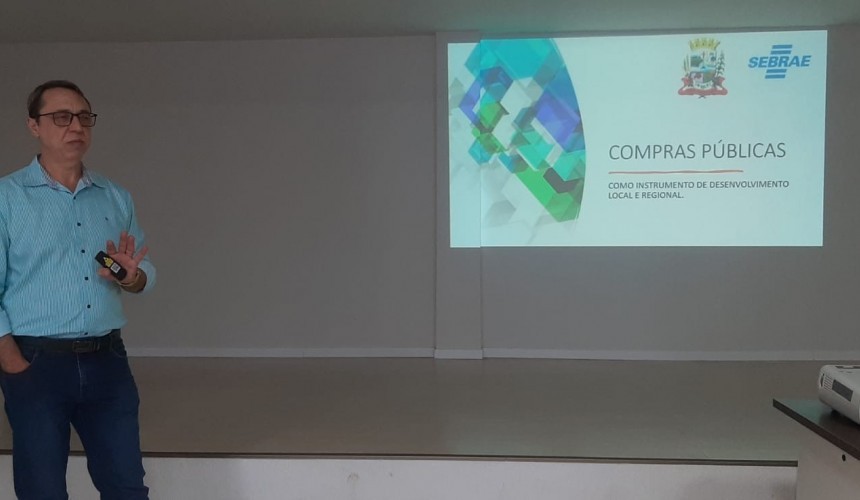 Secretaria de Desenvolvimento Econômico, Sebrae e ACICAP realizaram reunião para tratar sobre compra e venda Pública