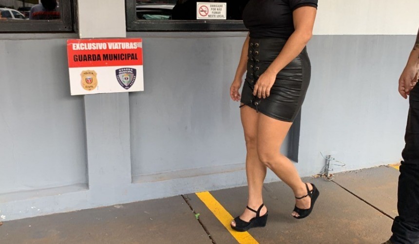 Mulher é presa em flagrante com 7,19 kg de crack no Aeroporto de Cascavel