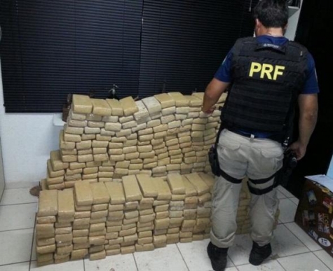 Ampére: Mais de 400 kg de maconha são apreendidos