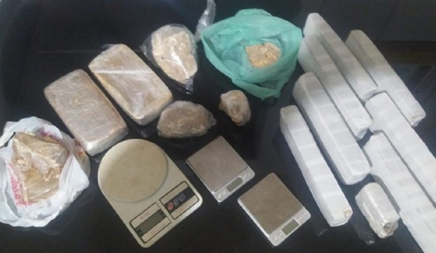 Após denúncia, polícia apreende drogas e efetua prisões em Quedas do Iguaçu