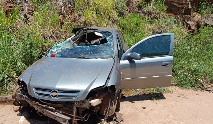 Uma pessoa fica ferida após saída de pista na BR-163 em Capitão