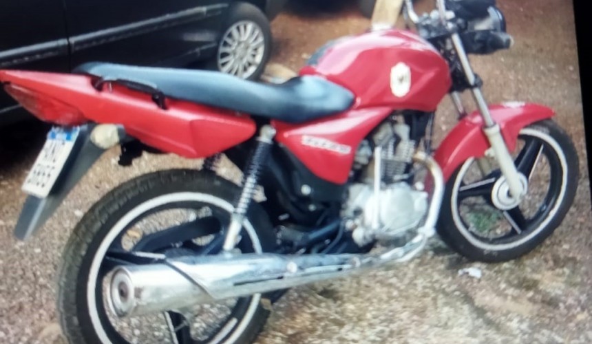 Motocicleta é furtada em Capitão