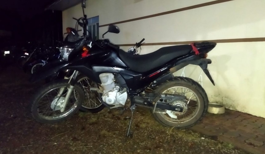 Jovens são presos por furtar motocicleta em Capitão