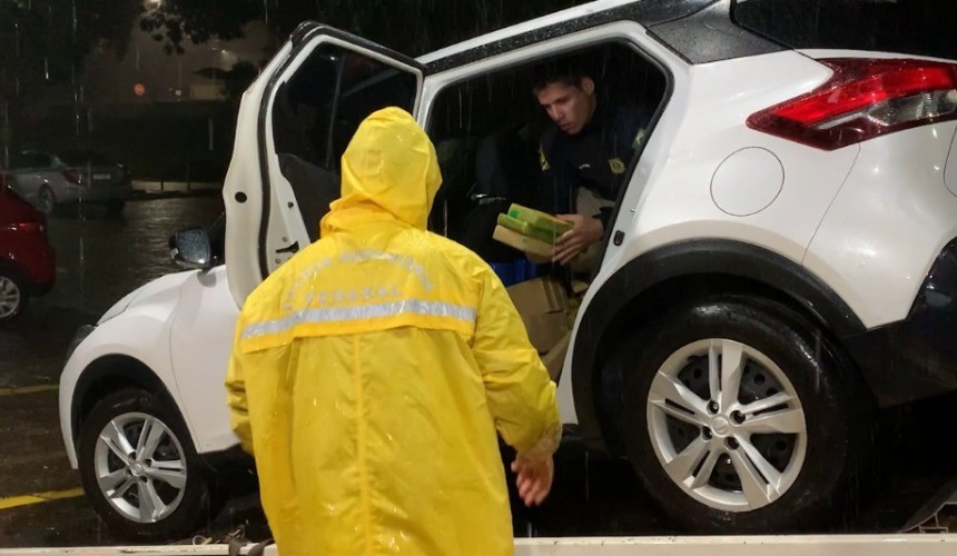 PRF encontra carro com 600 quilos de maconha em posto às margens da BR 277 em Cascavel