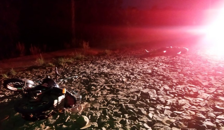 Após tentativa de fuga rapaz sofre acidente e tem a moto apreendida em Capitão