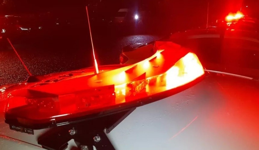 Bebê de 17 dias é internado com hematomas, costelas fraturadas e desidratação no Paraná
