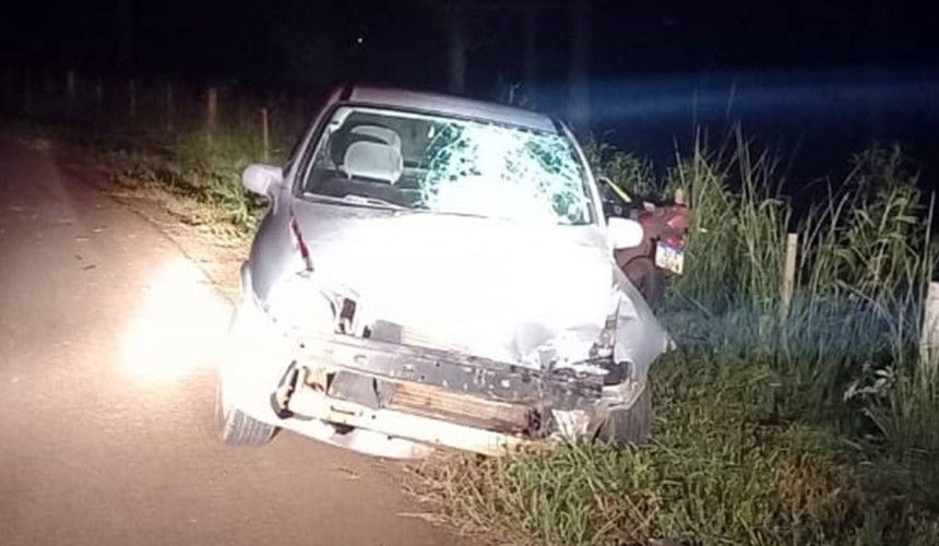 Jovem fica gravemente ferido em acidente de carro e moto na PR-484 em Capitão