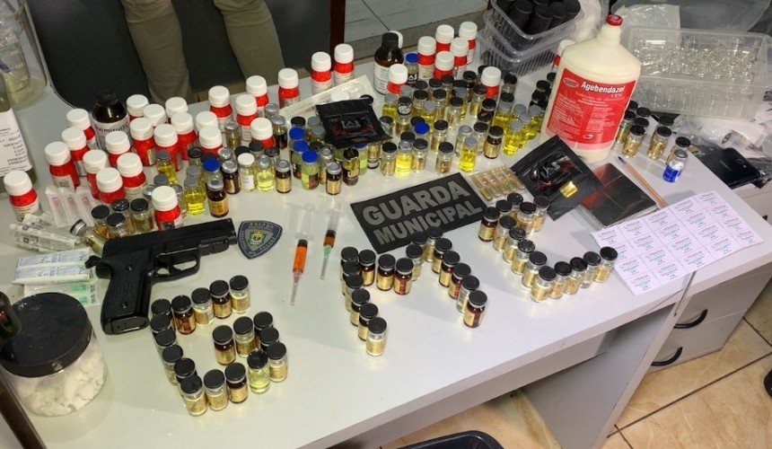 GM descobre laboratório clandestino e apreende anabolizantes em Cascavel