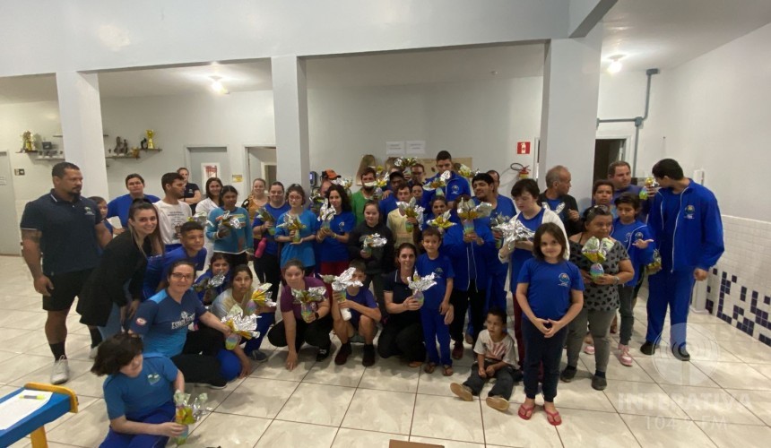 Alunos da APAE de Capitão recebe ovos de páscoa através da campanha ‘Páscoa do Bem’